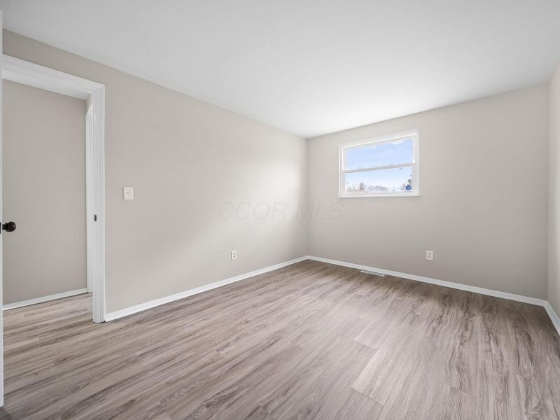 2414 Taymouth Road, Columbus, OH 43229 Photo 18