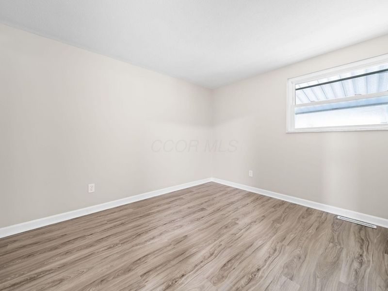 2414 Taymouth Road, Columbus, OH 43229 Photo 23