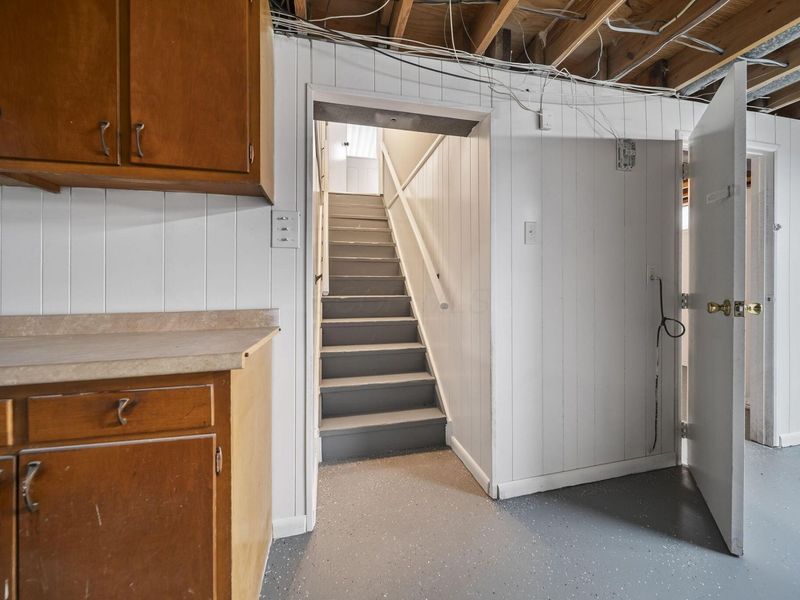 2414 Taymouth Road, Columbus, OH 43229 Photo 28