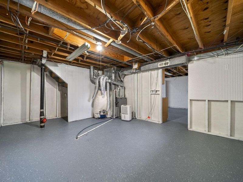 2414 Taymouth Road, Columbus, OH 43229 Photo 33