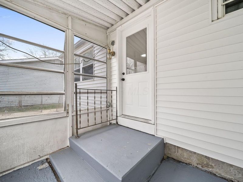 2414 Taymouth Road, Columbus, OH 43229 Photo 38