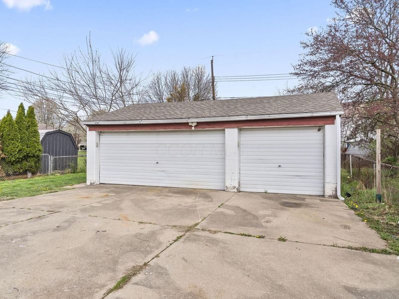 2414 Taymouth Road, Columbus, OH 43229 Photo 39