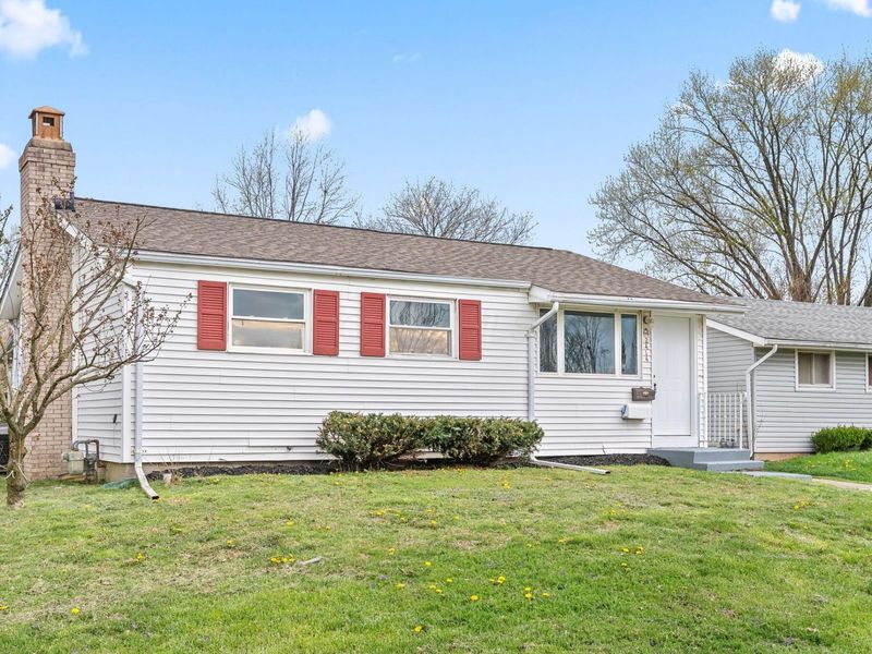 2414 Taymouth Road, Columbus, OH 43229 Photo 4