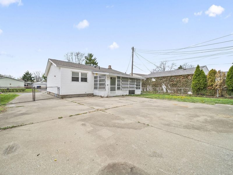 2414 Taymouth Road, Columbus, OH 43229 Photo 43