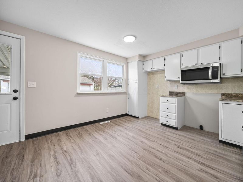 2414 Taymouth Road, Columbus, OH 43229 Photo 7