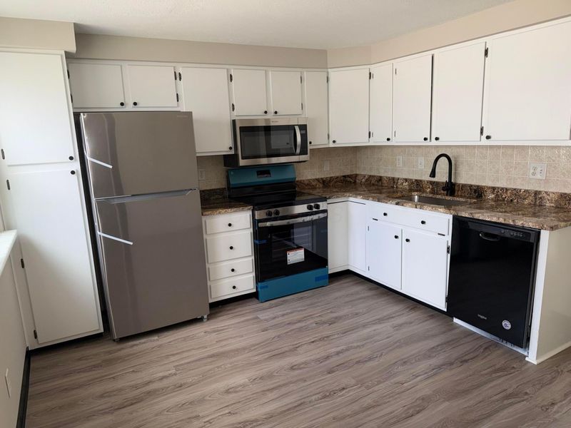 2414 Taymouth Road, Columbus, OH 43229 Photo 9