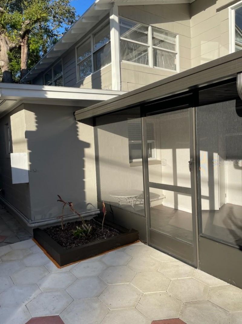 2624 12th Street N, Unit 3, Saint Petersburg, FL 33704 Photo