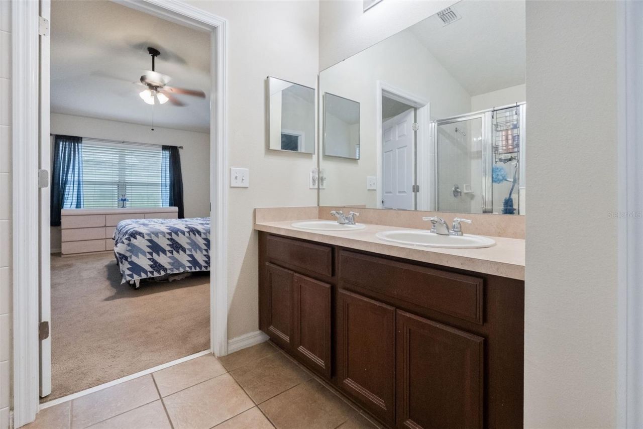 677 Seneca Trail, Saint Cloud, FL 34772 Photo