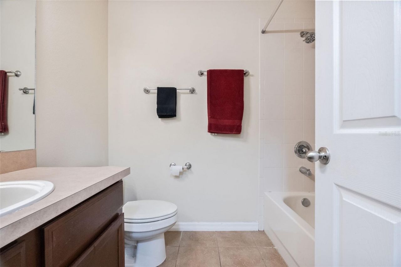 677 Seneca Trail, Saint Cloud, FL 34772 Photo