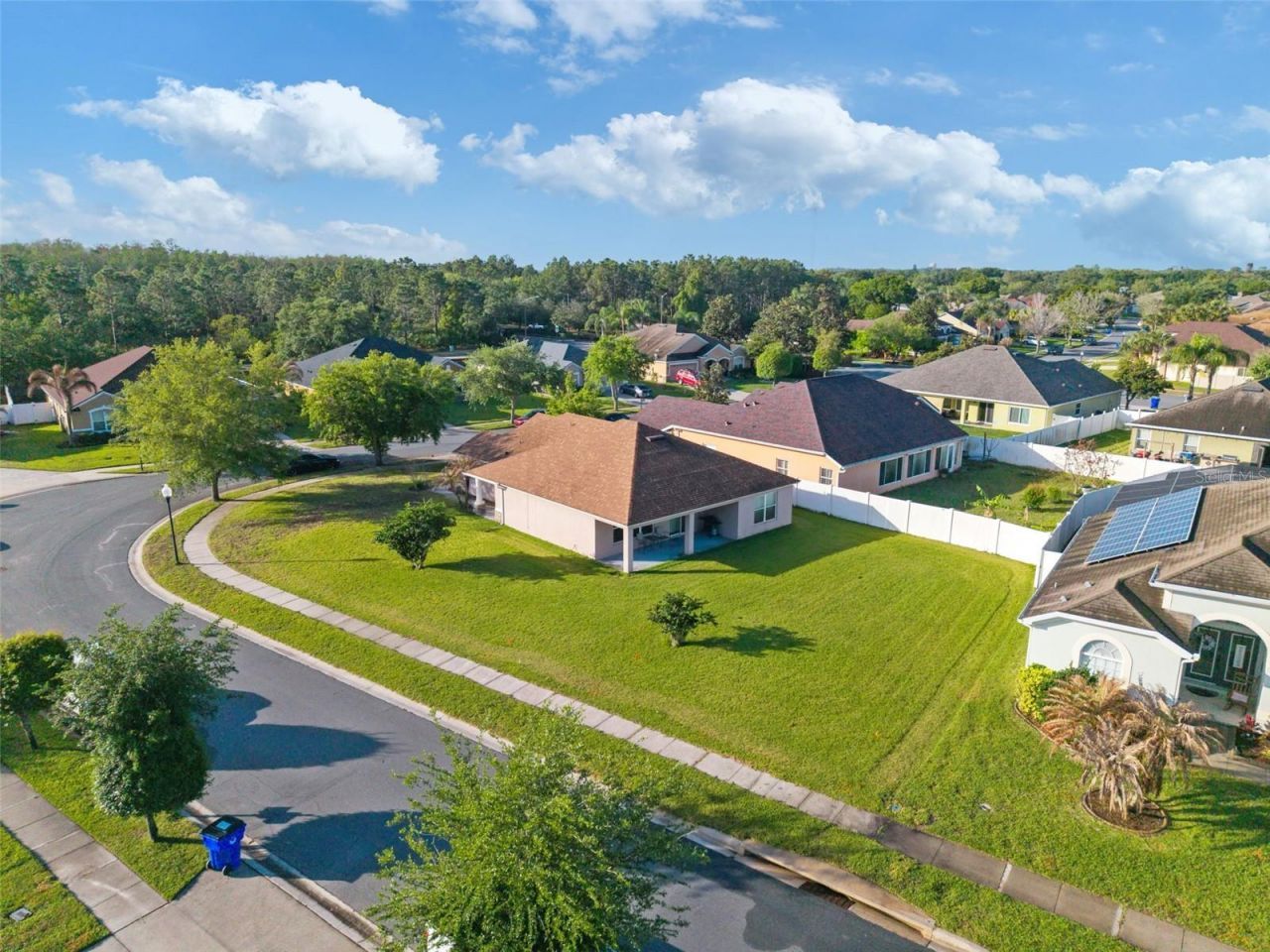 677 Seneca Trail, Saint Cloud, FL 34772 Photo