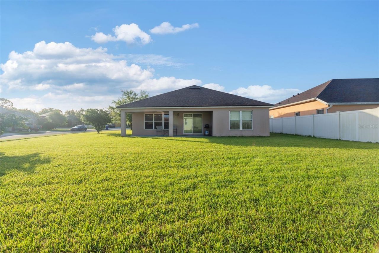 677 Seneca Trail, Saint Cloud, FL 34772 Photo