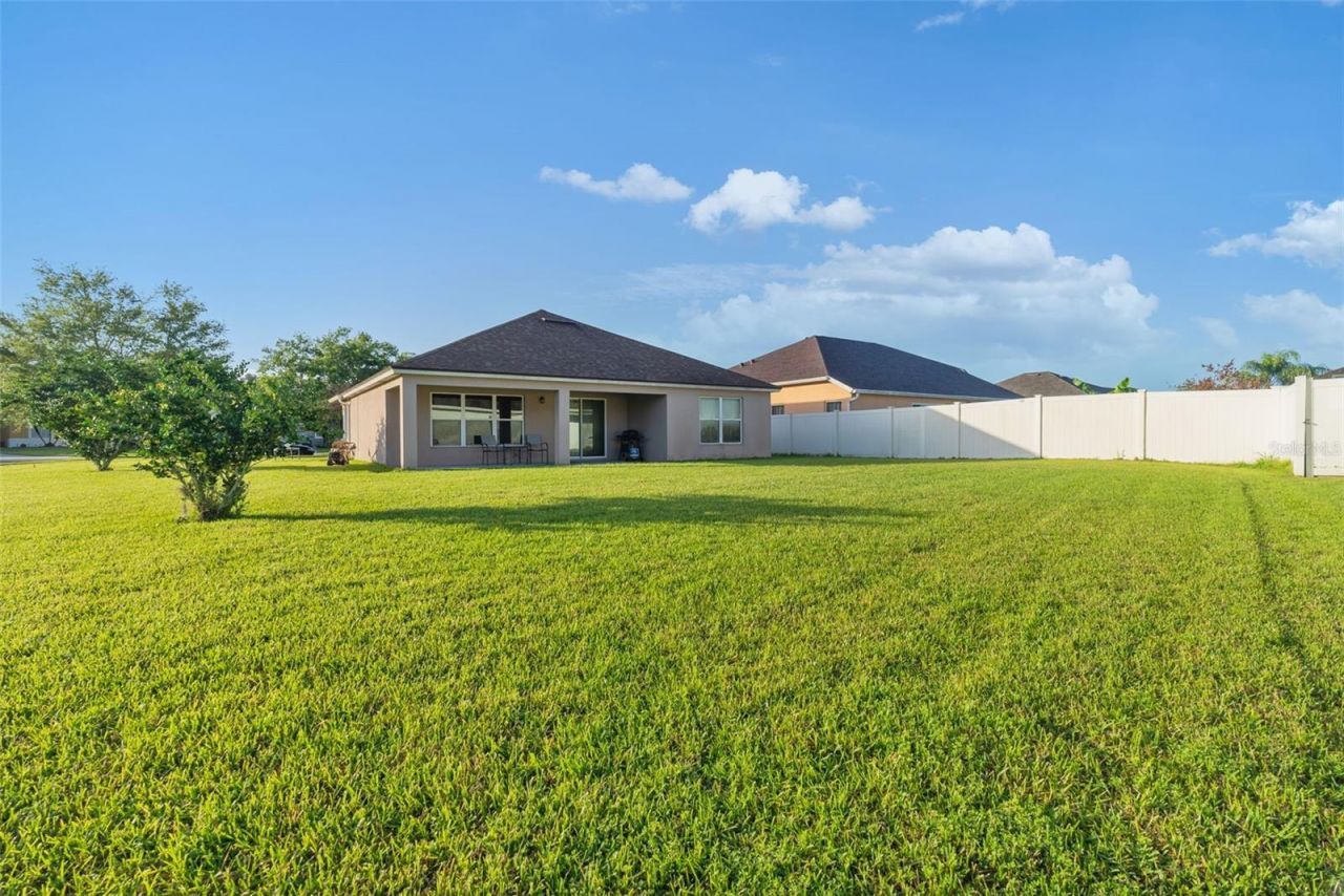 677 Seneca Trail, Saint Cloud, FL 34772 Photo