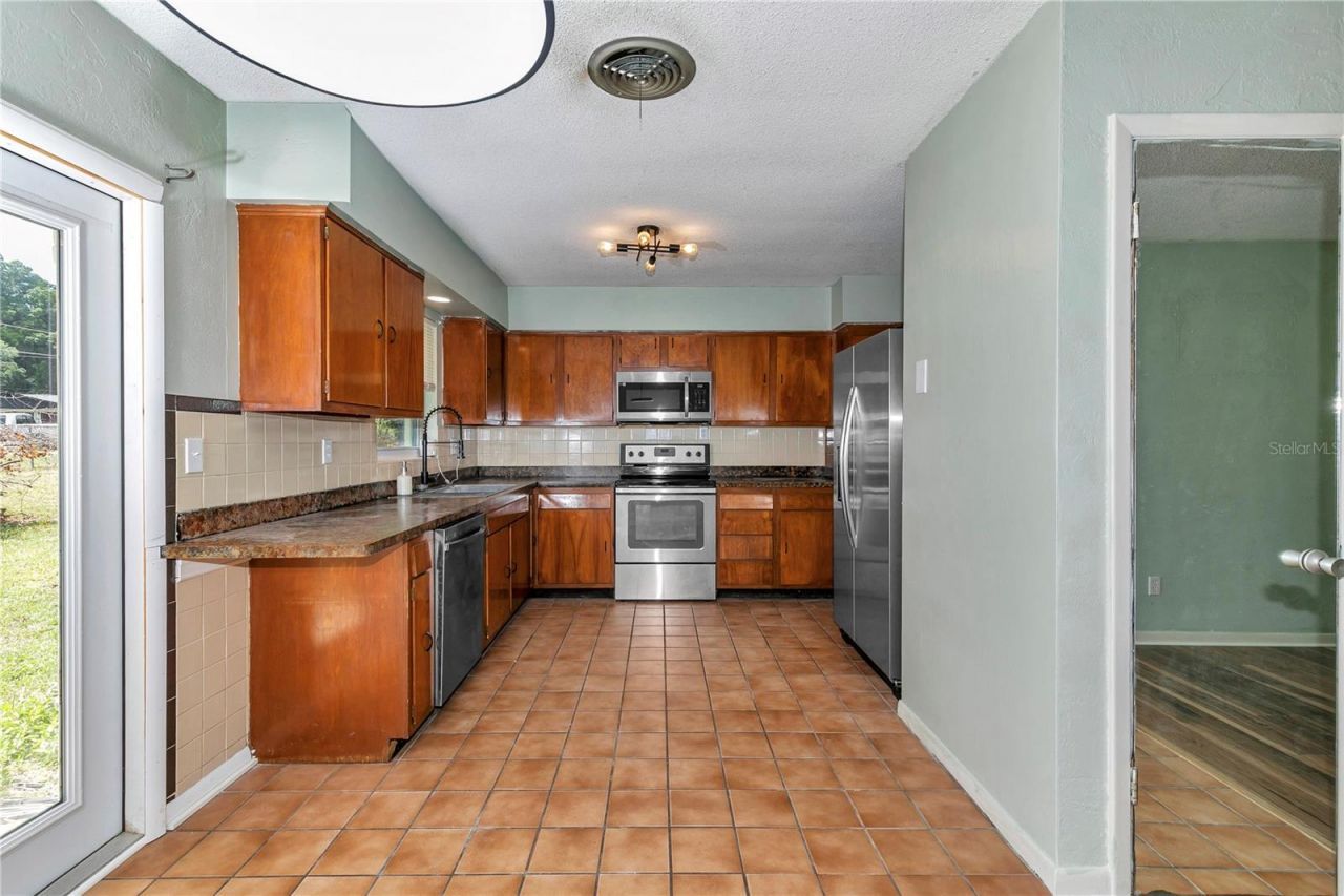 5410 NE 5th Street , Ocala, FL 34470 Photo