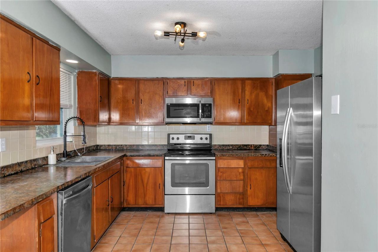 5410 NE 5th Street , Ocala, FL 34470 Photo