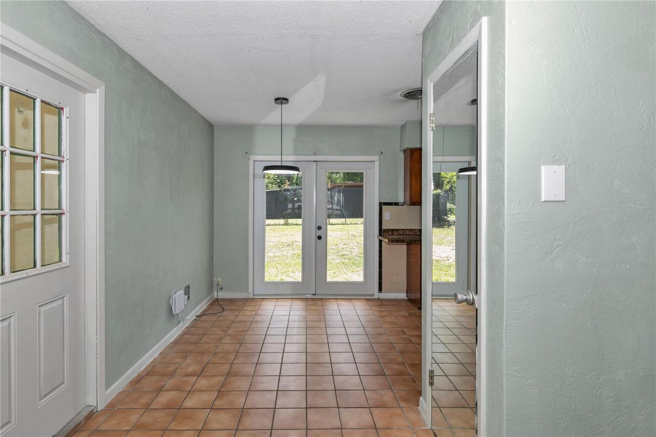 5410 NE 5th Street , Ocala, FL 34470 Photo