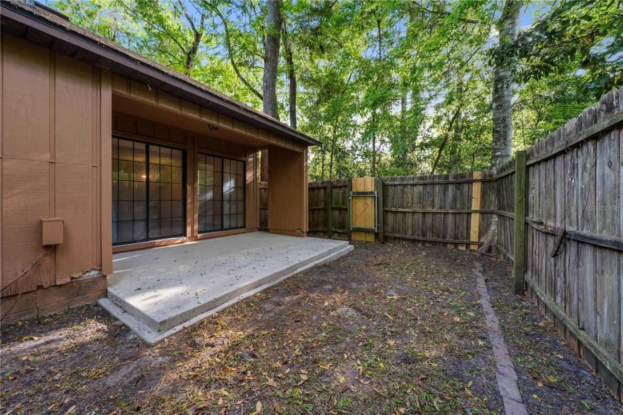 5701 SW 10th Place, Gainesville, FL 32607 Photo