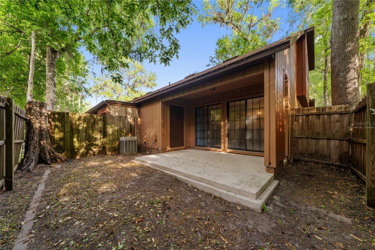 5701 SW 10th Place, Gainesville, FL 32607 Photo