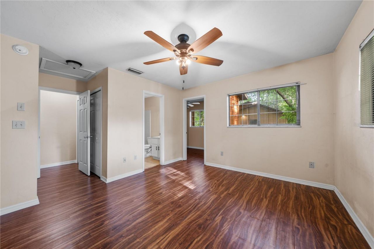 5701 SW 10th Place, Gainesville, FL 32607 Photo