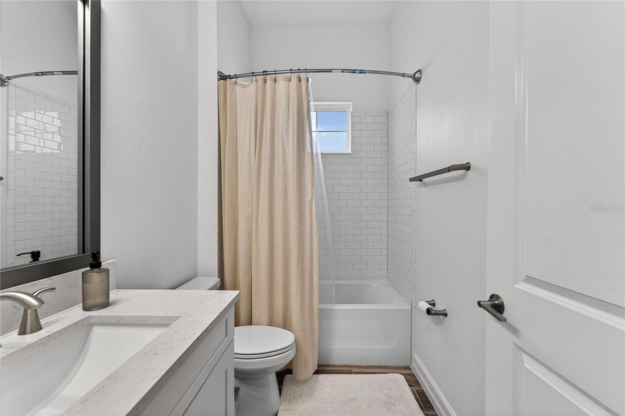 1071 Seagrape Drive , Ruskin, FL 33570 Photo