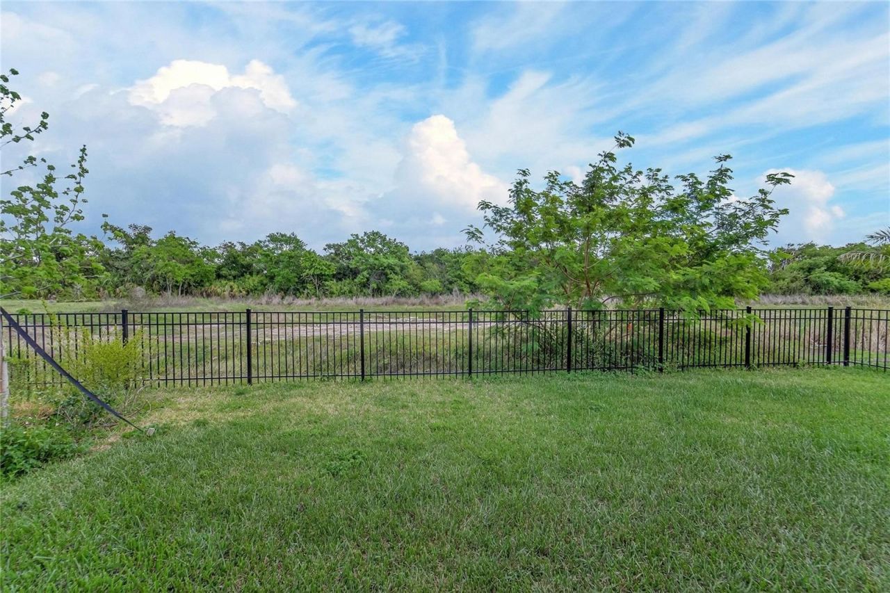 1071 Seagrape Drive , Ruskin, FL 33570 Photo