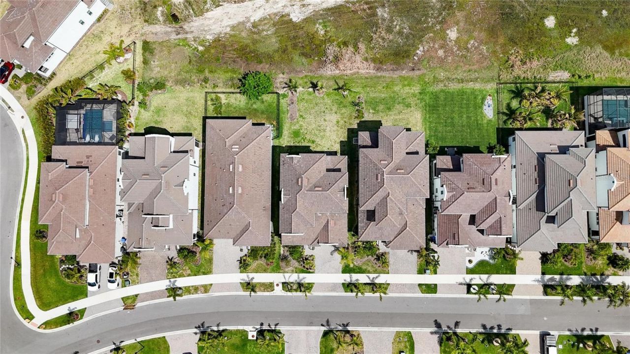 1071 Seagrape Drive , Ruskin, FL 33570 Photo