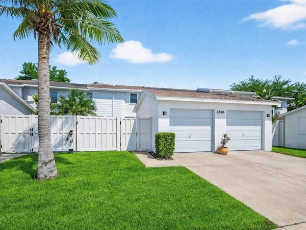 6257 CAPE HATTERAS WAY NE, Unit 5, ST PETERSBURG, FL 33702