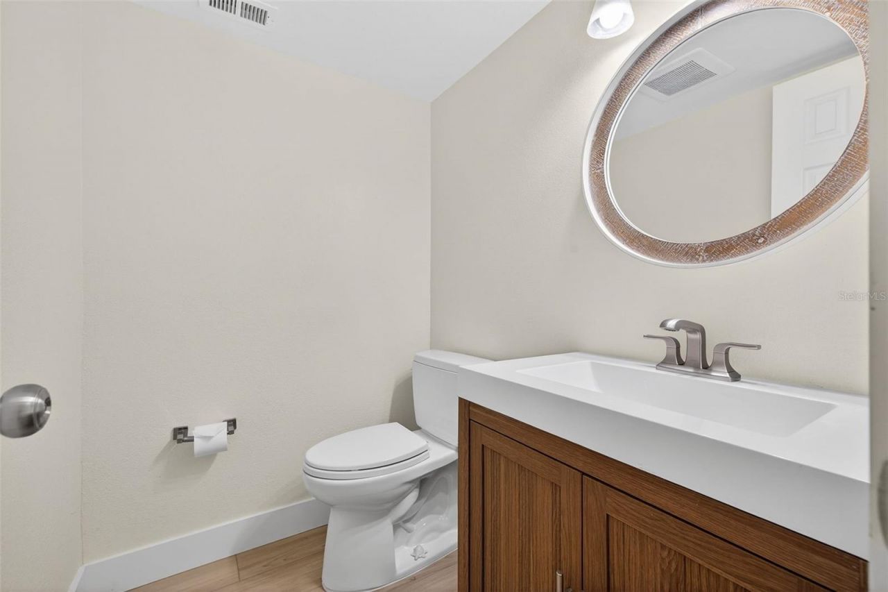 6257 Cape Hatteras Way Ne, Unit 5, Saint Petersburg, FL 33702 Photo