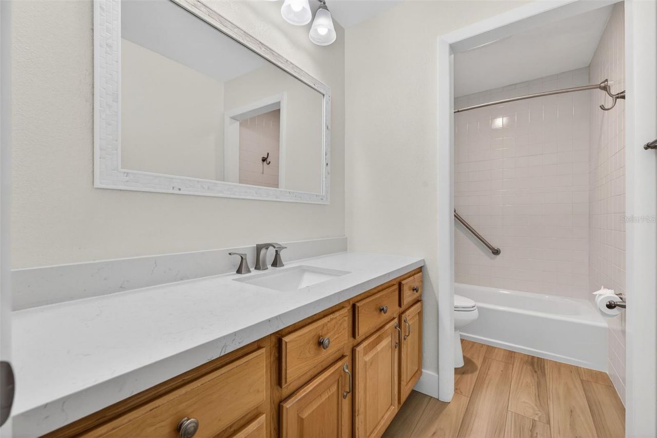 6257 Cape Hatteras Way Ne, Unit 5, Saint Petersburg, FL 33702 Photo