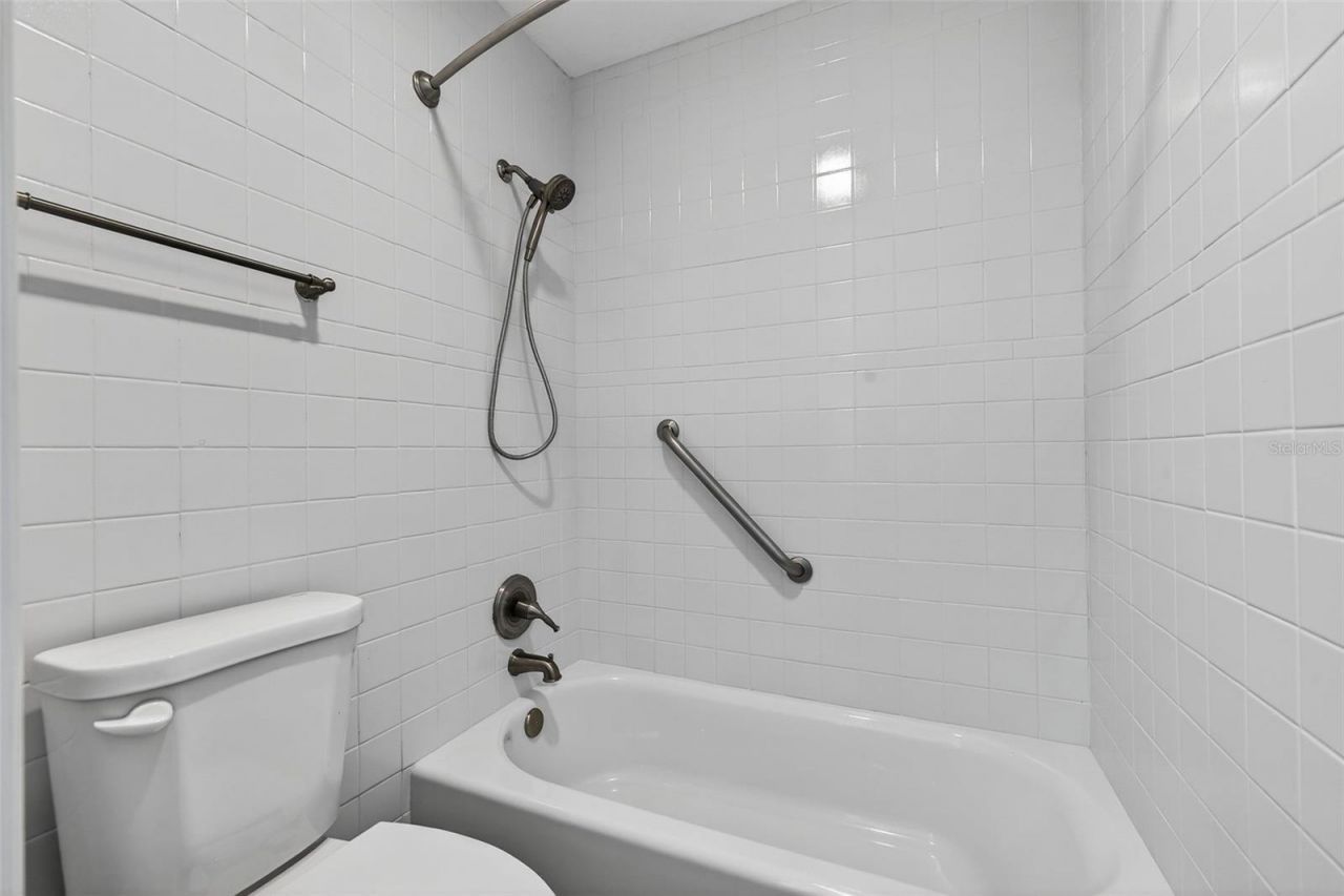 6257 Cape Hatteras Way Ne, Unit 5, Saint Petersburg, FL 33702 Photo