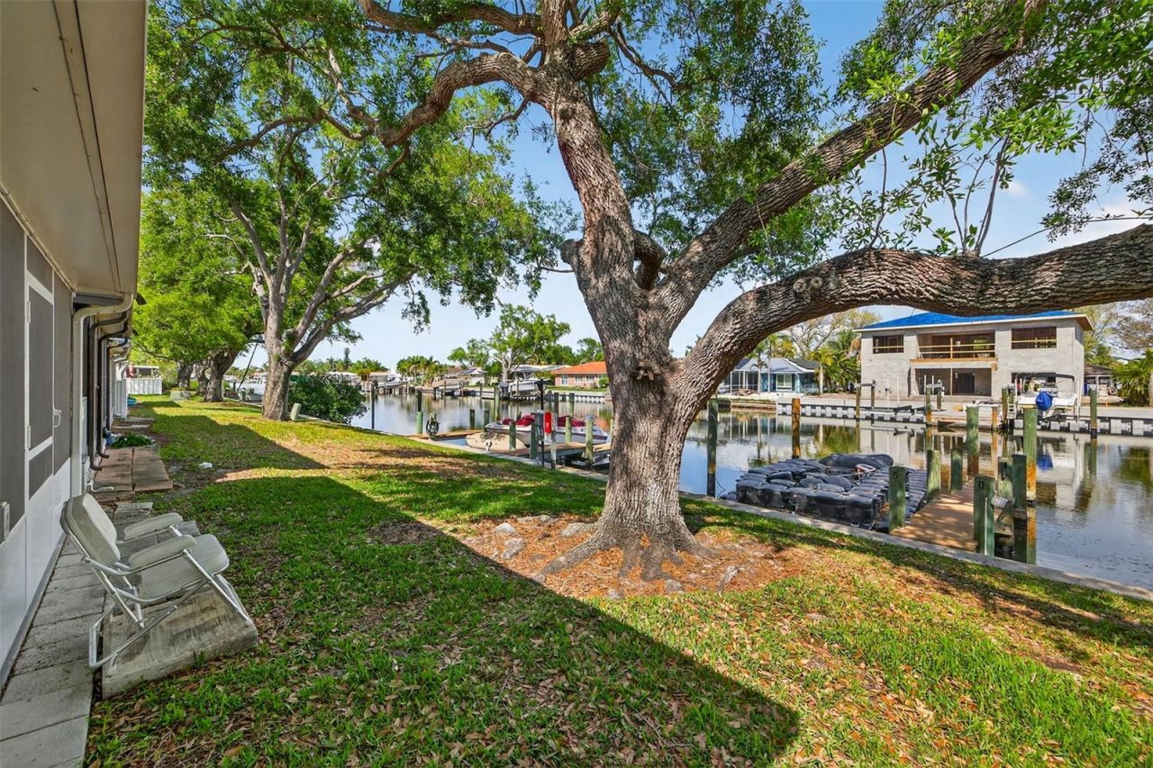 6257 Cape Hatteras Way Ne, Unit 5, Saint Petersburg, FL 33702 Photo