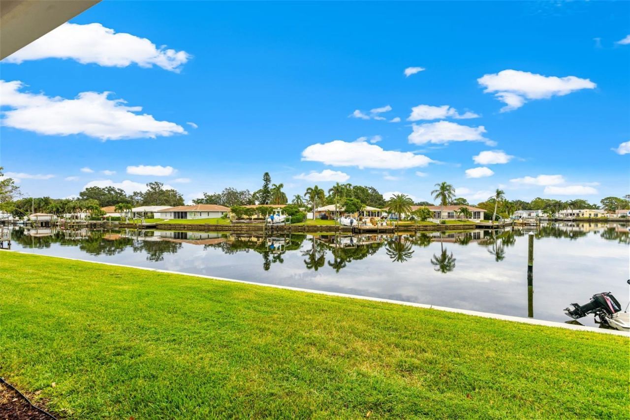 6257 Cape Hatteras Way Ne, Unit 5, Saint Petersburg, FL 33702 Photo