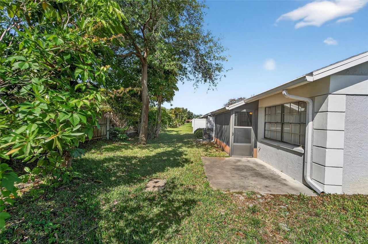 2369 Beverly Drive , Dunedin, FL 34698 Photo