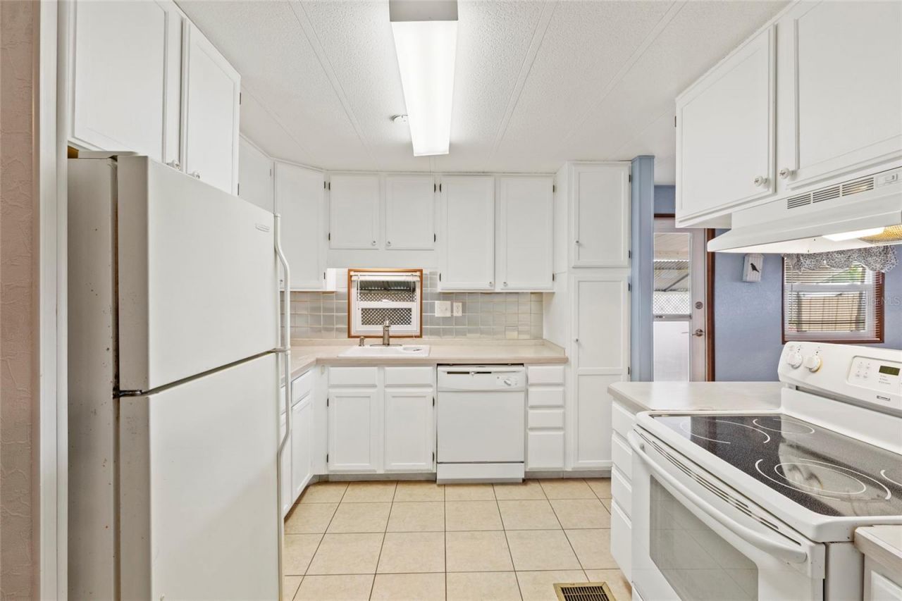 4404 12th Street Court E, Ellenton, FL 34222 Photo