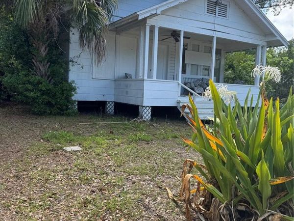 707 S PROSPECT AVENUE, CLEARWATER, FL 33756