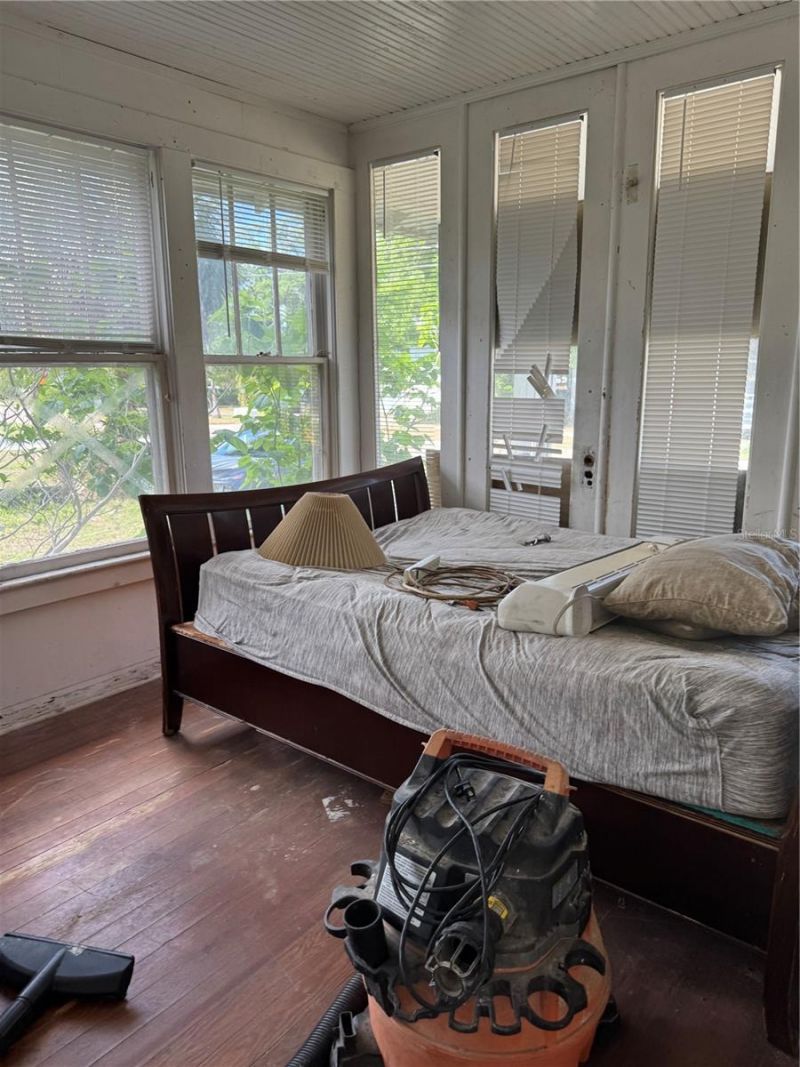 707 S Prospect Avenue , Clearwater, FL 33756 Photo