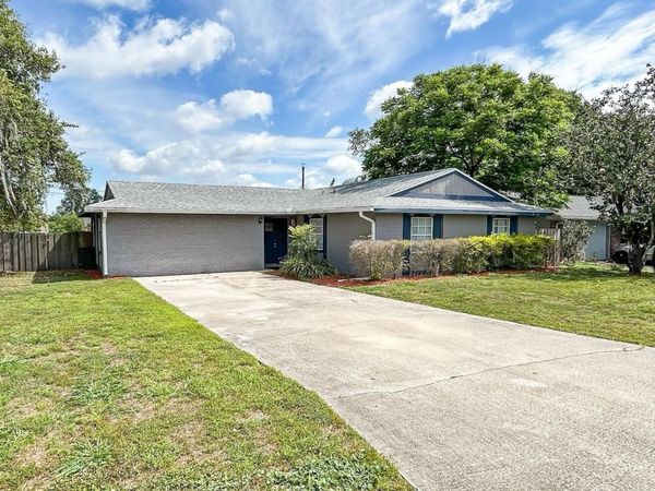 2802 CHRISTIE LANE, LAKELAND, FL 33812