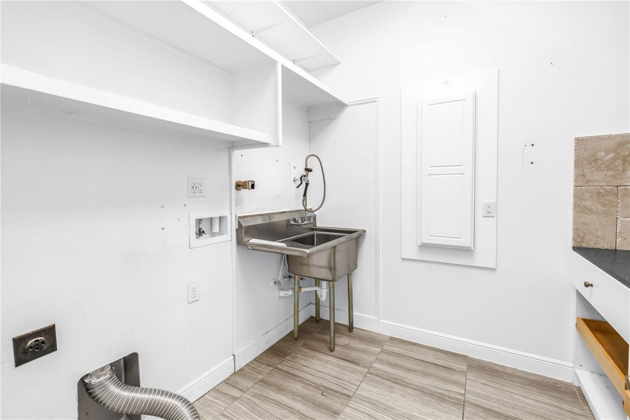 15939 Cape Coral Drive , Wimauma, FL 33598 Photo