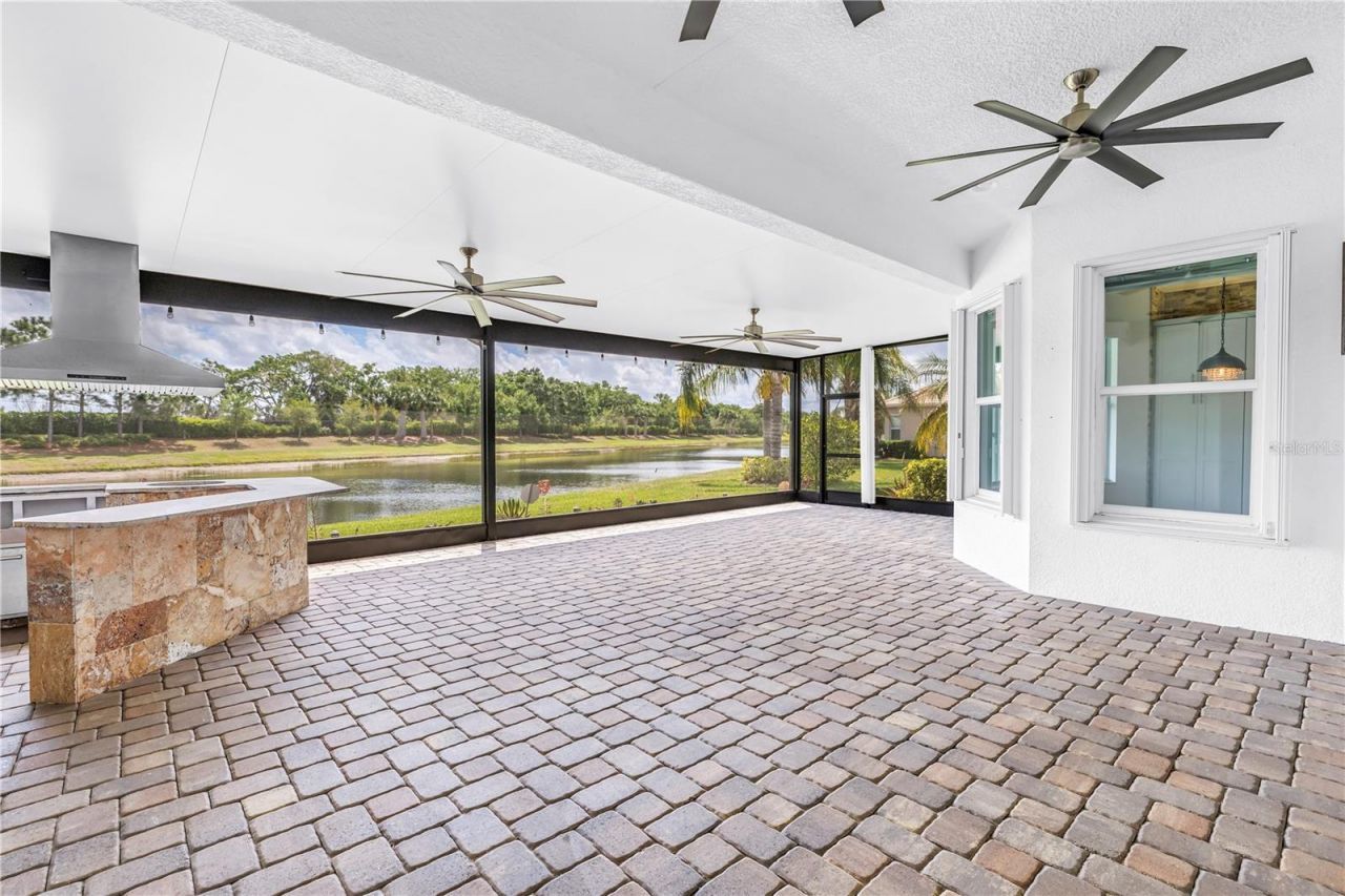 15939 Cape Coral Drive , Wimauma, FL 33598 Photo