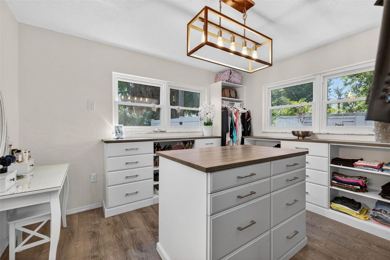 1760 75th Avenue N, Saint Petersburg, FL 33702 Photo