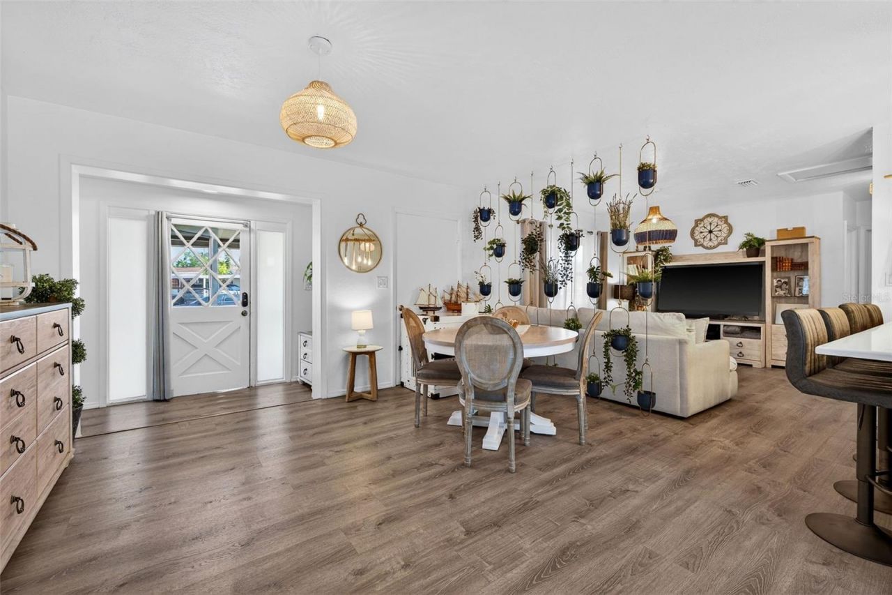 1760 75th Avenue N, Saint Petersburg, FL 33702 Photo