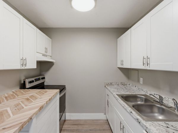 550 Harding Pl , Unit F110, Nashville, TN 37211