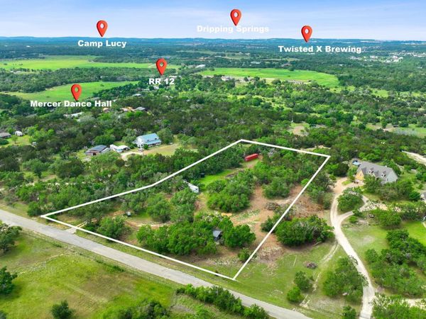 385 Country LN, Dripping Springs, TX 78620