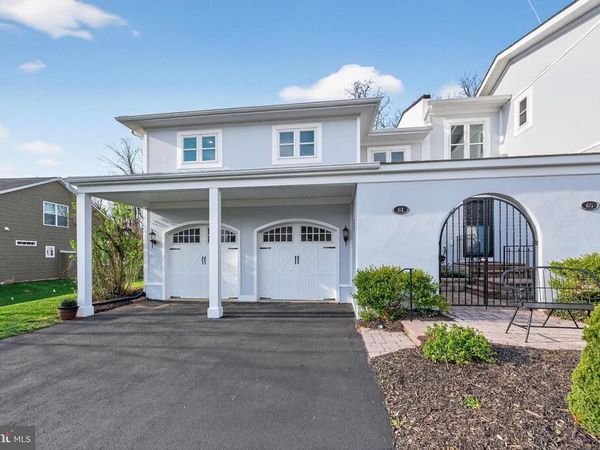 61 HARTZELL DRIVE , SHEPHERDSTOWN, WV 25443