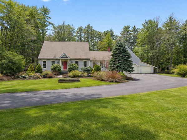 40 Mahlon Avenue, Gorham, ME 04038