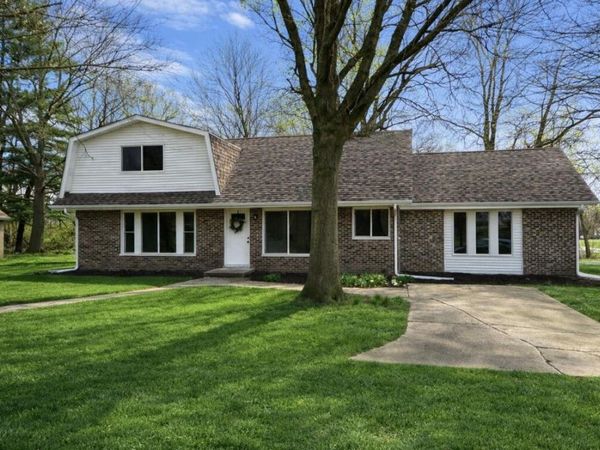 1141 W 300 N, La Porte, IN 46350