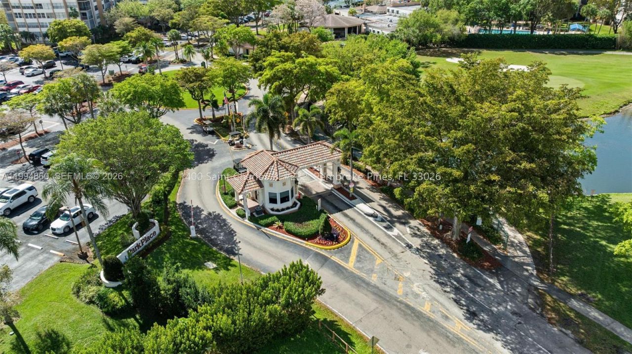 1400 Saint Charles Pl, Unit 222, Pembroke Pines, FL 33026 Photo