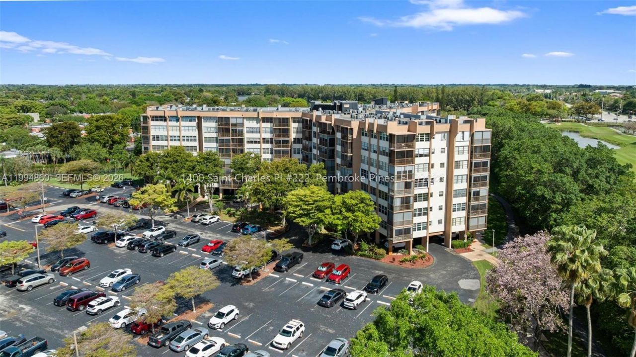 1400 Saint Charles Pl, Unit 222, Pembroke Pines, FL 33026 Photo