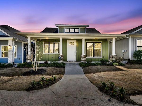 312 Woodside Trail, Waxahachie, TX 75165