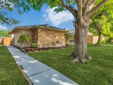 3043 Allister Street, Dallas, TX 75229