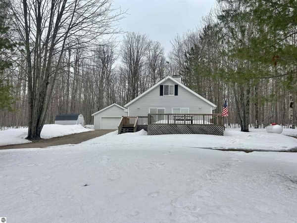 10743 Sprucedale Circle, Elmira, MI 49730